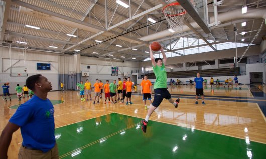 World Sports Camp, Программа английский + баскетбол Фото 1
