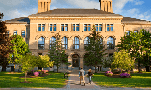 University of Massachusetts LowellФото1